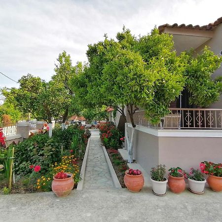 Villa Nikolaou Parga Exterior photo